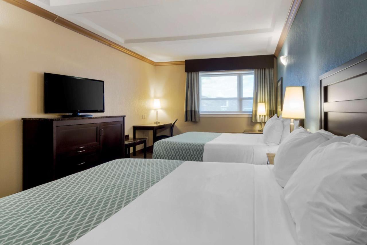 Best Western Plus Kamloops Hotel Экстерьер фото