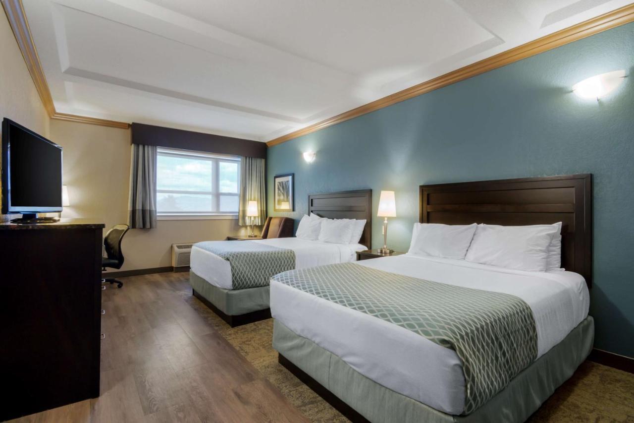 Best Western Plus Kamloops Hotel Экстерьер фото